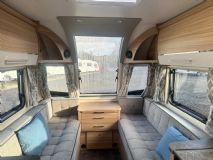 2023 BAILEY PHOENIX 420 3.jpg